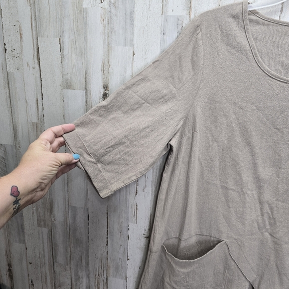 Emery Rose Beige Lagenlook Top M L Neutral Normcore Academia Layering Capsule - Picture 3 of 7